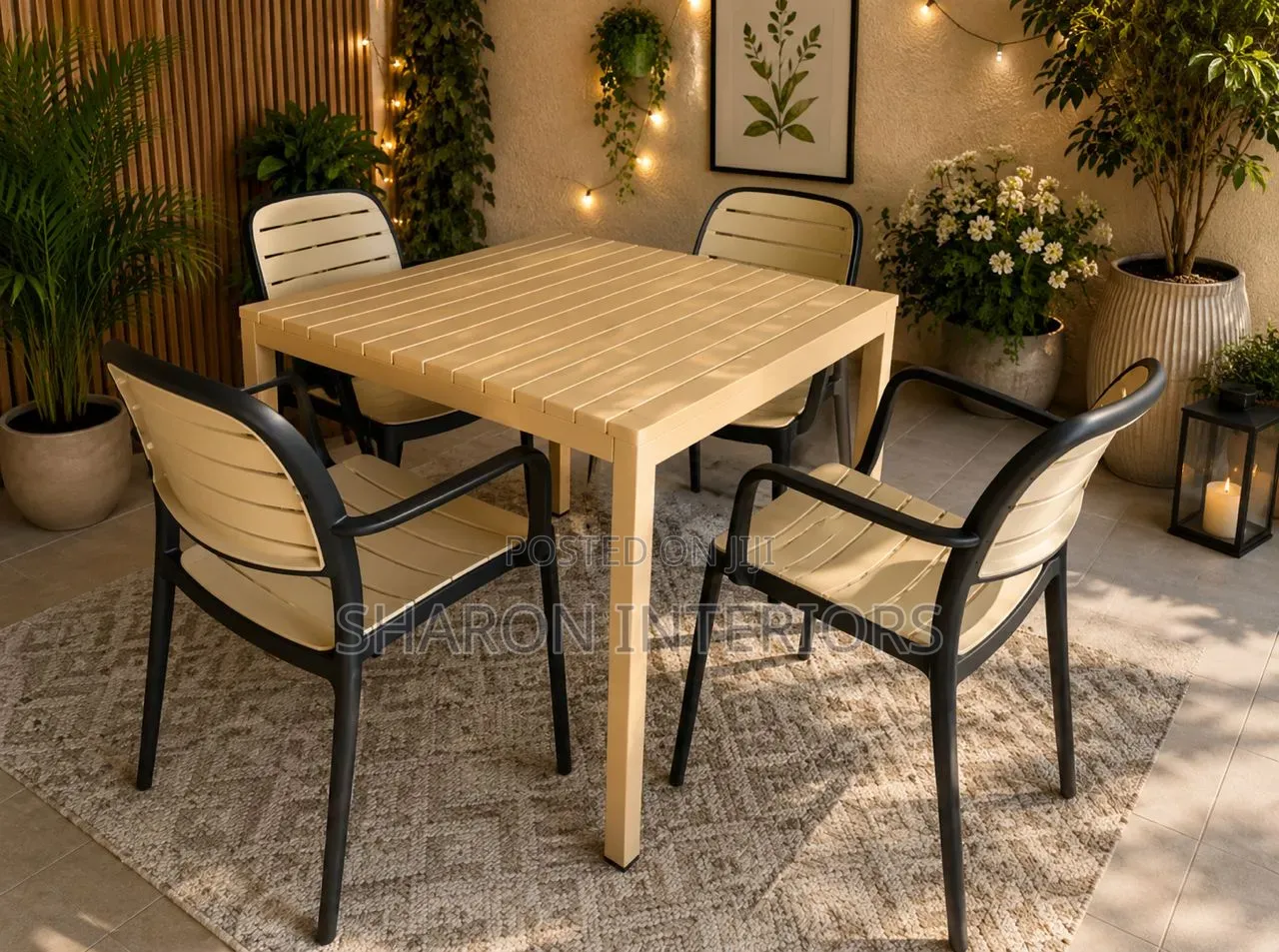 Versatile 4-Seater Outdoor Dining Set