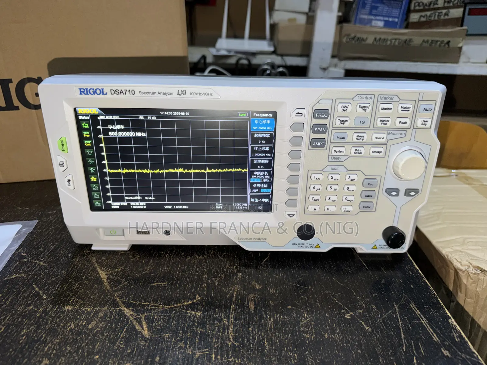 Spectrum Analyzer (Rigol Dsa710)
