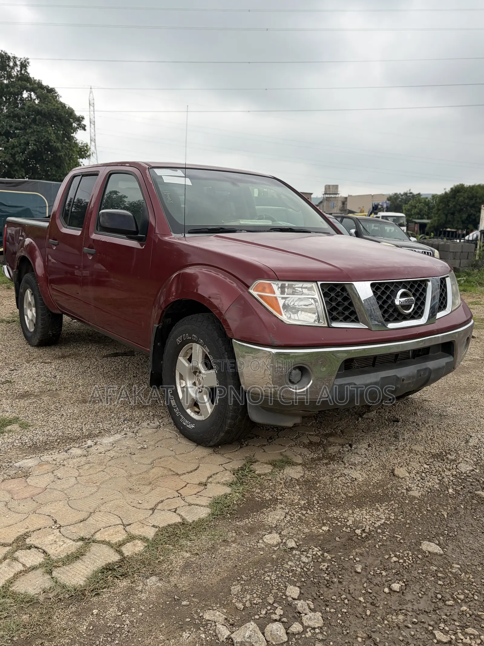 Nissan Frontier 2008 Brown