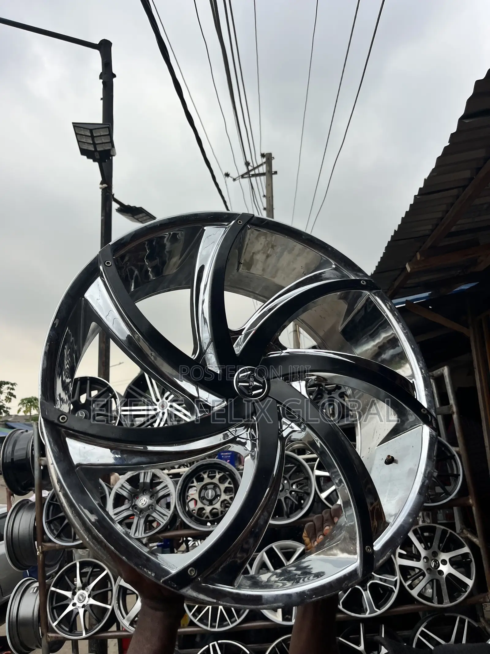 24inche Luxury Nd Quality for Mercedes, Range Rover, Dodge,Bmw, Etc