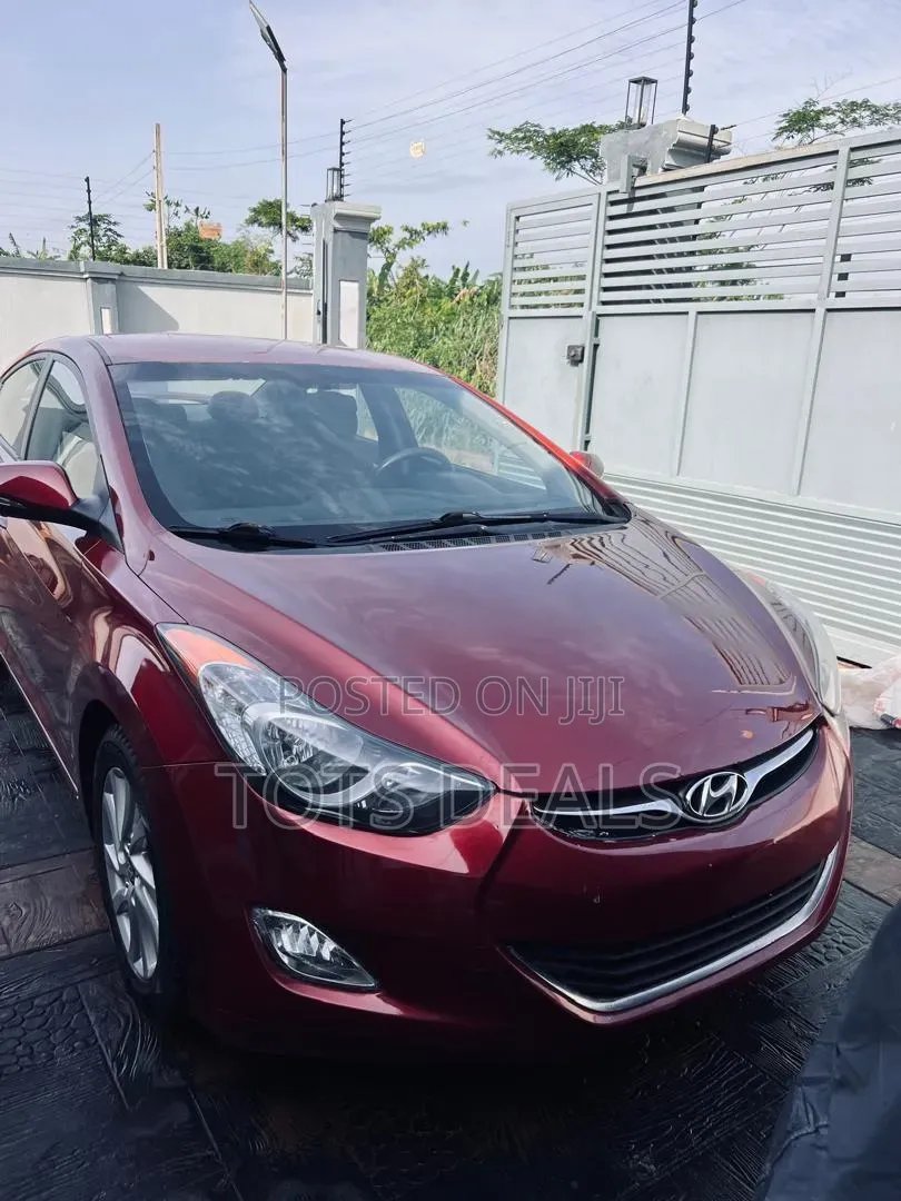 Hyundai Elantra GLS Sedan FWD (1.8L 4cyl 6A) 2013 Red