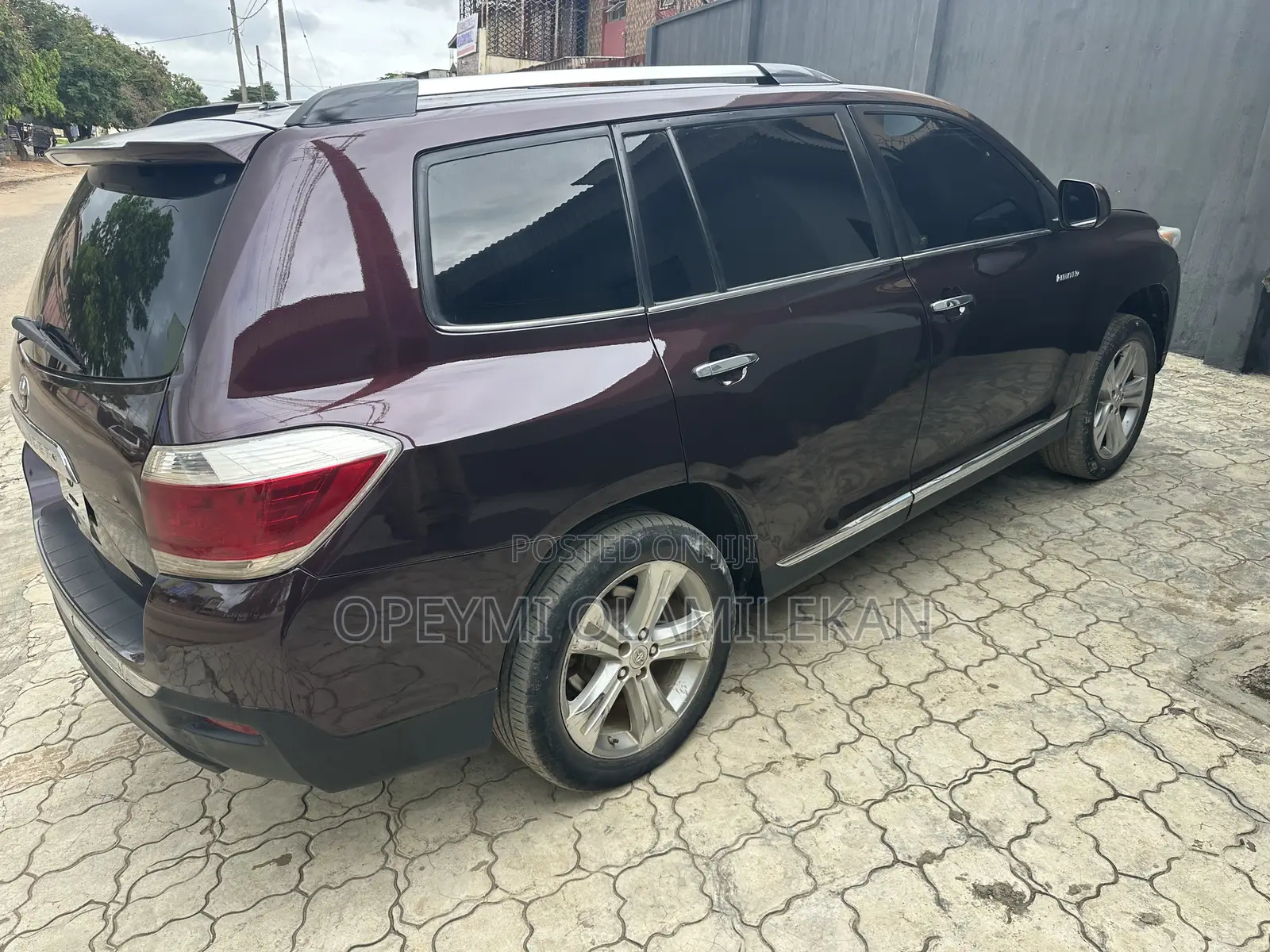 Toyota Highlander Limited 2012 Brown