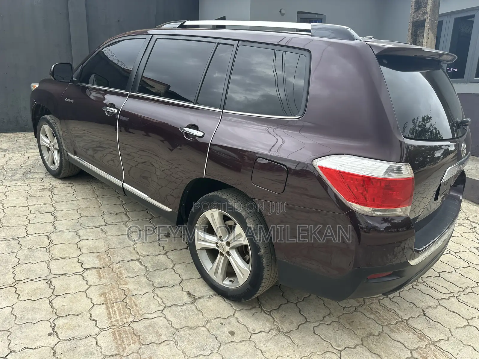 Toyota Highlander Limited 2012 Brown