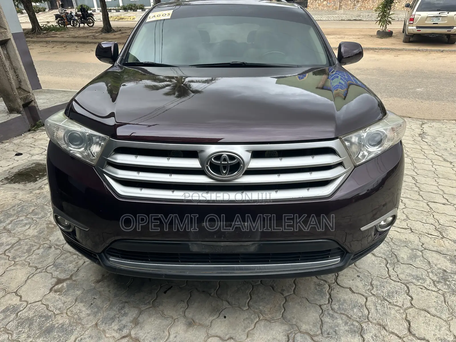 Toyota Highlander Limited 2012 Brown