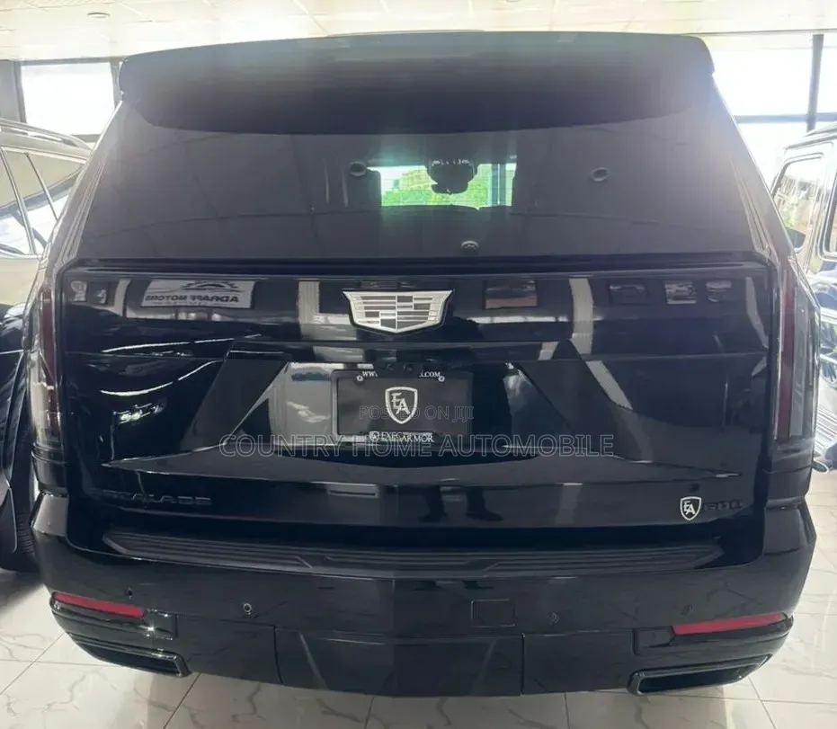 New Cadillac Escalade Platinum Luxury 4WD 2026 Matt Black