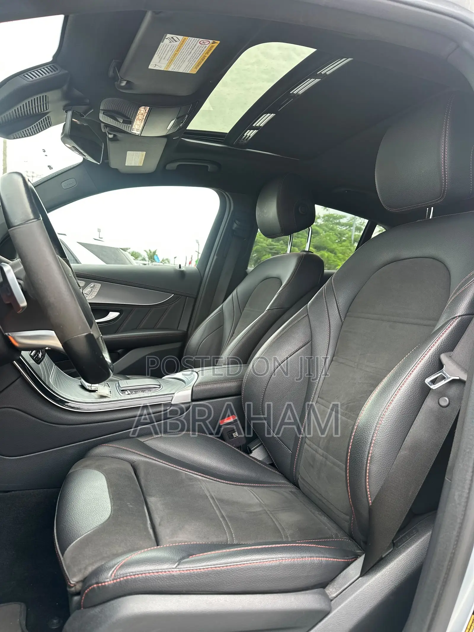 Mercedes-Benz GLC-Class GLC 300 2023