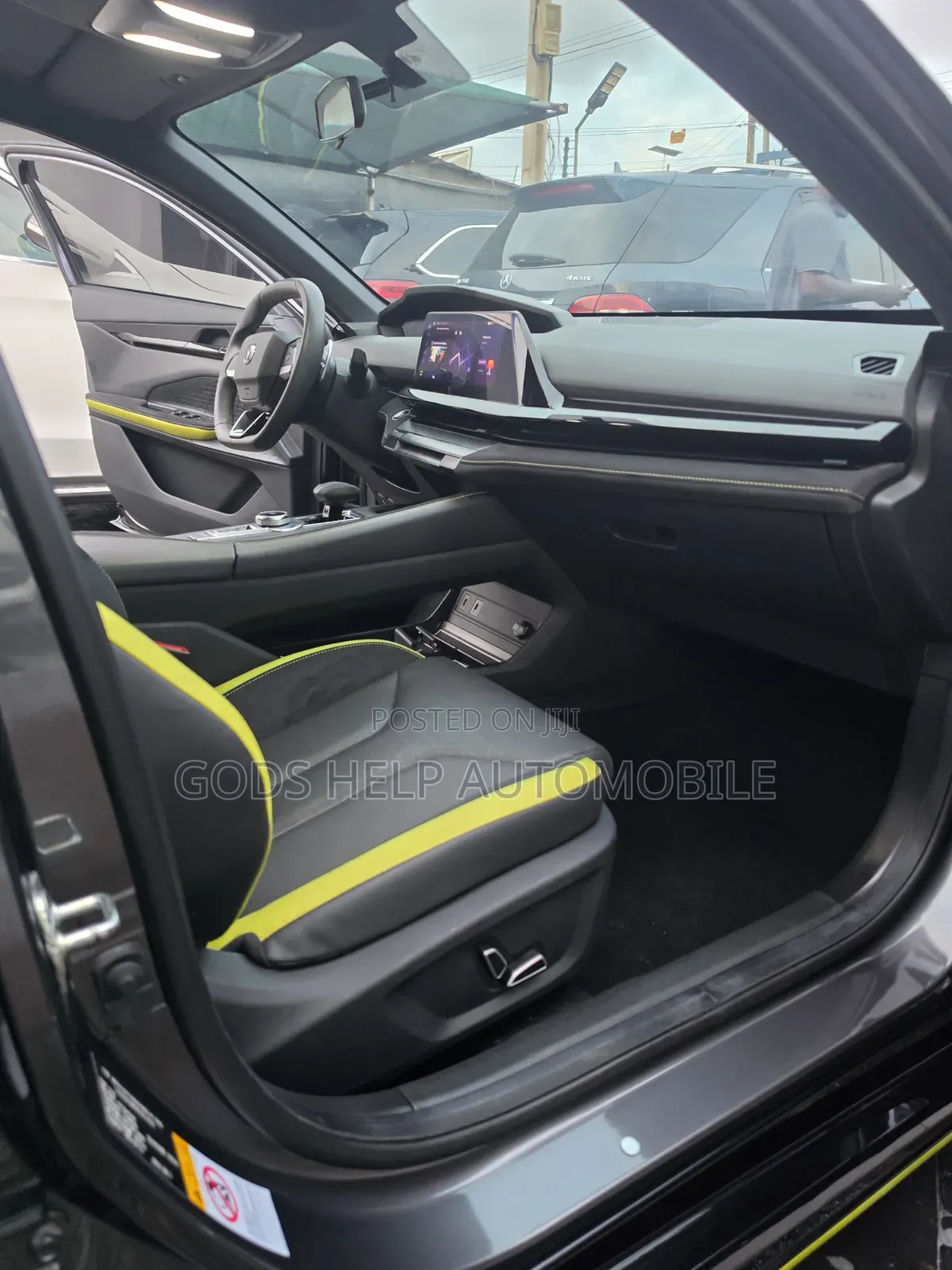 Changan UNI-V 2022 Gray