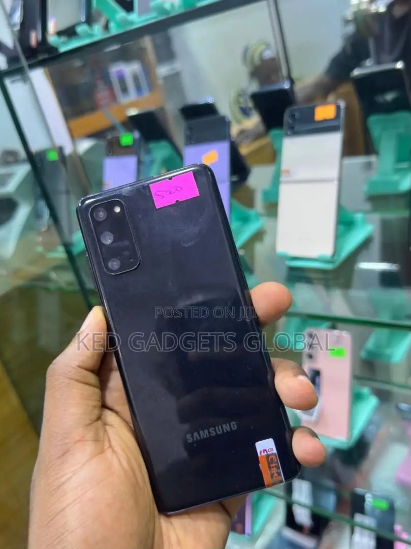 Samsung Galaxy S20 128 GB Black