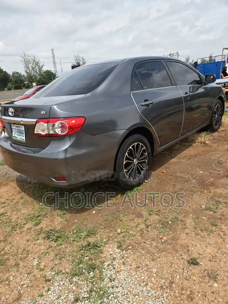 Toyota Corolla 2013 Gray