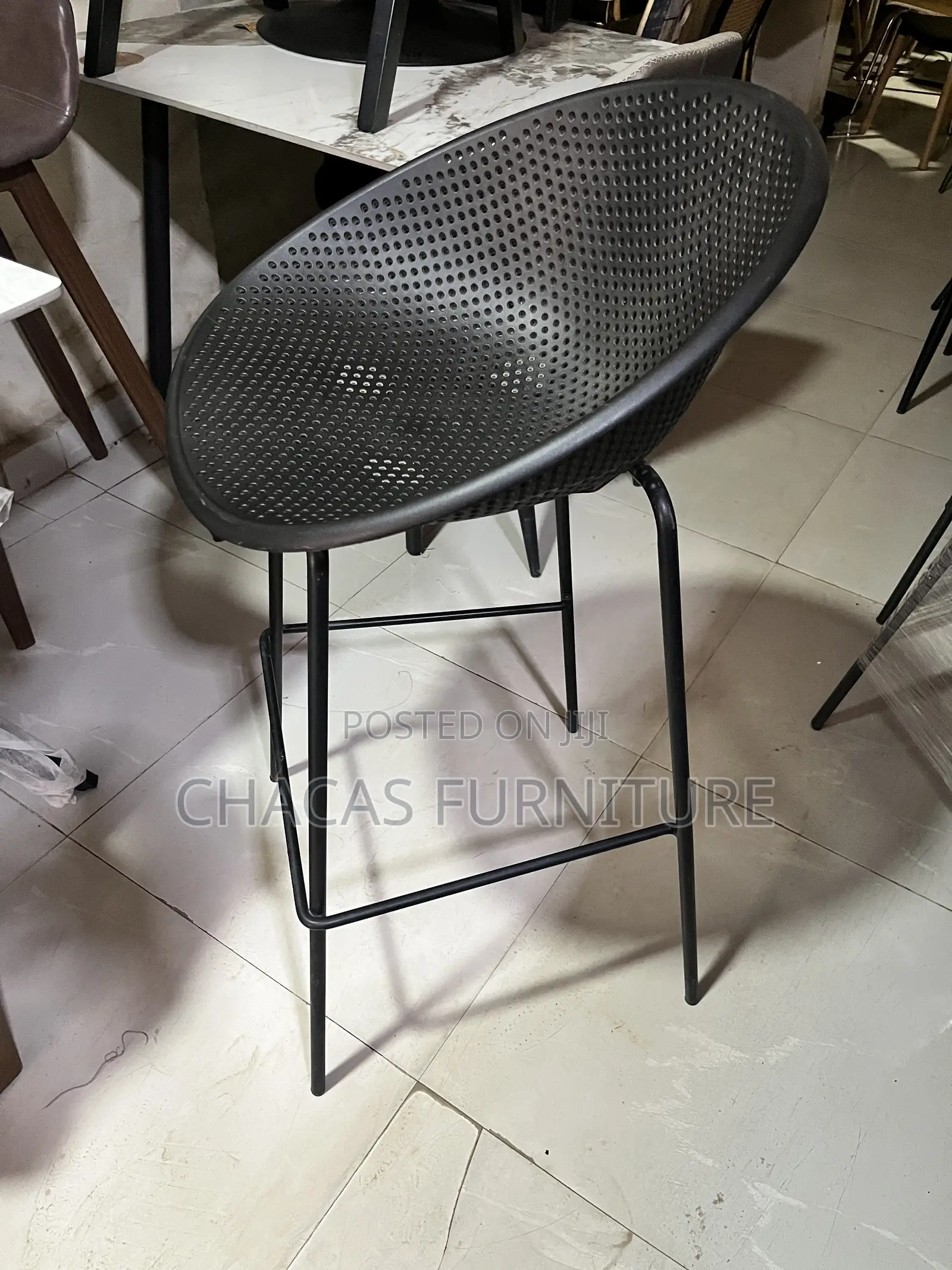 Stylish Modern Bar Stools – Elevate Your Space!