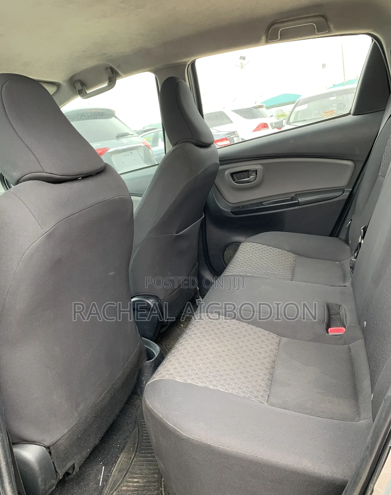 Toyota Yaris 2015 Silver