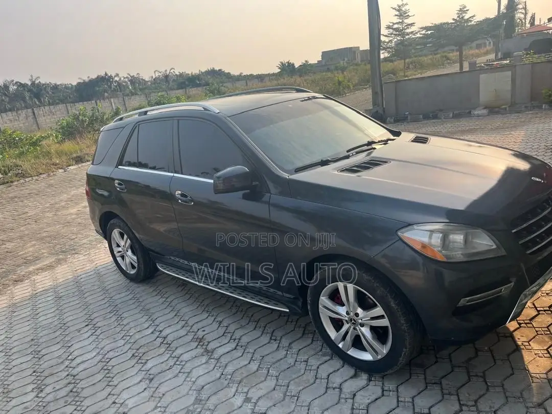 Mercedes-Benz M Class 2013 Black