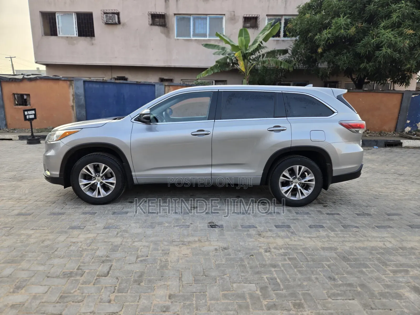 Toyota Highlander LE Plus 4dr SUV AWD (3.5L 6cyl 6A) 2015 Silver