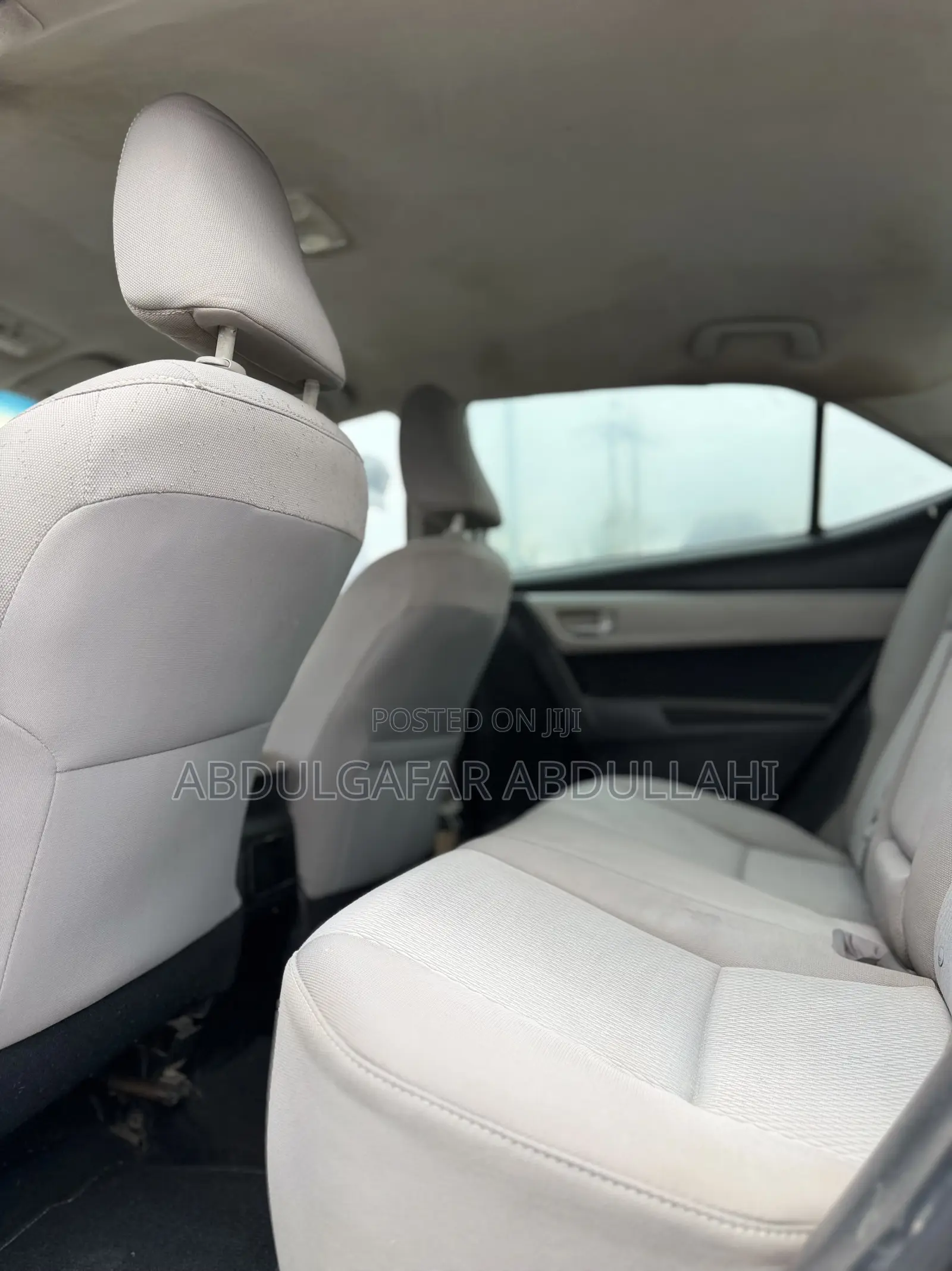 Toyota Corolla LE ECO w/Package 1 4dr Sedan (1.8L 4cyl CVT) 2017 Black