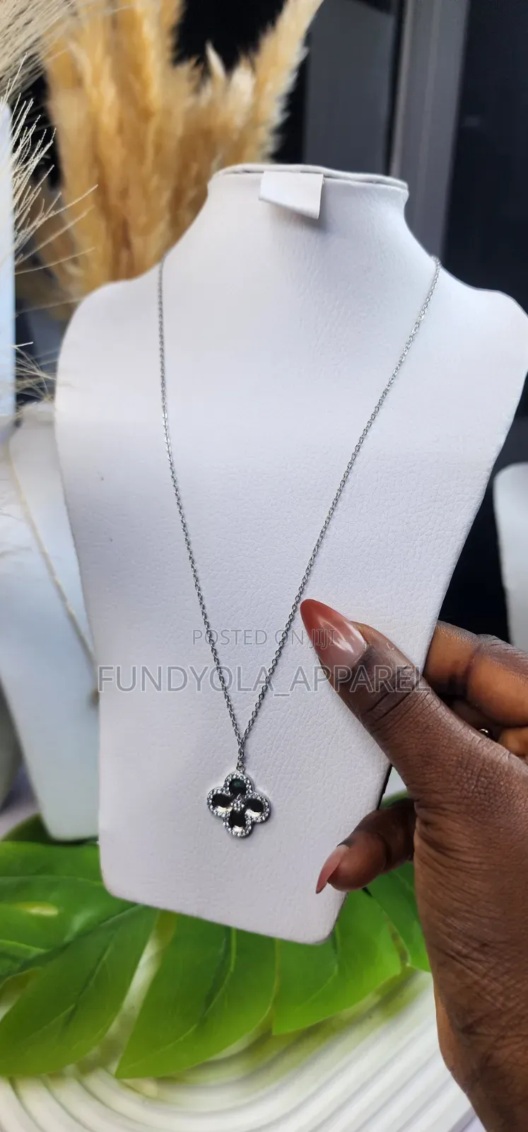 Luxe Clover Chain Necklace