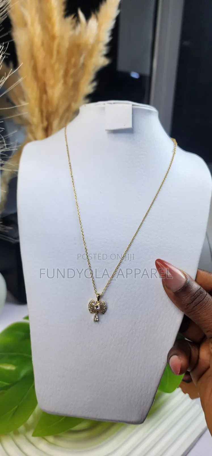 Non-Tarnishing Zirconia Bowtie Necklace