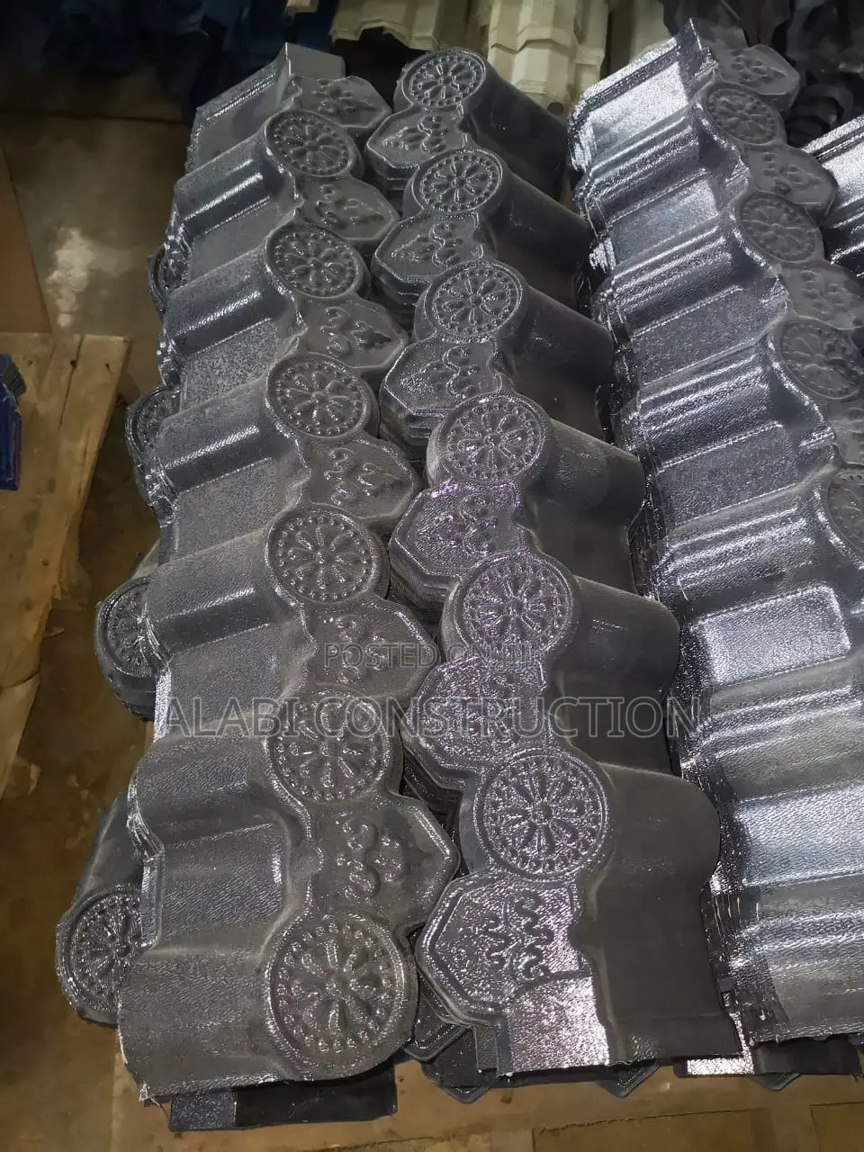Stone Coated Roofing Tiles Roof Ridge Cap Durable Rust-Resistant