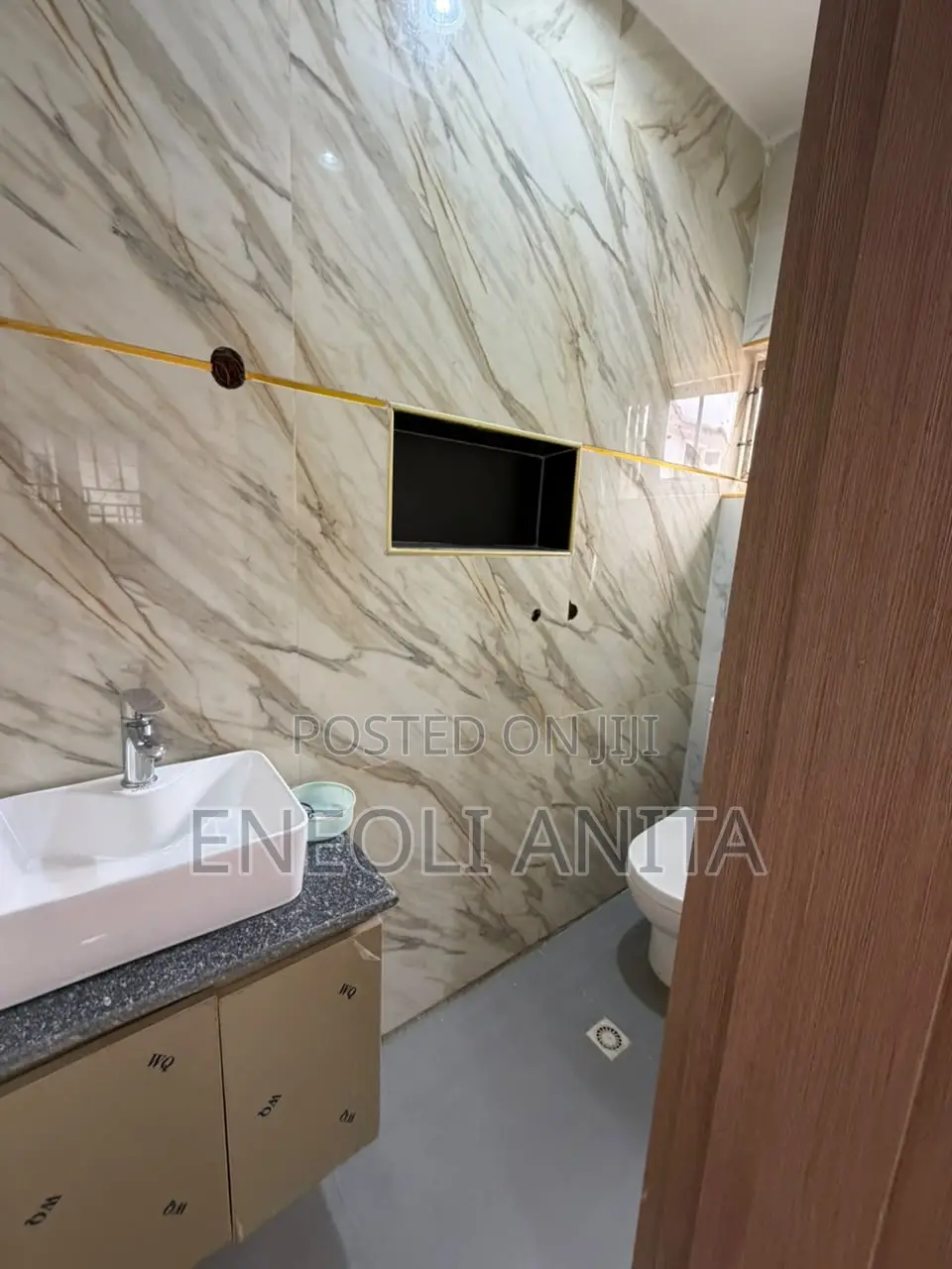 3bdrm Bungalow in Wuse 2 for rent