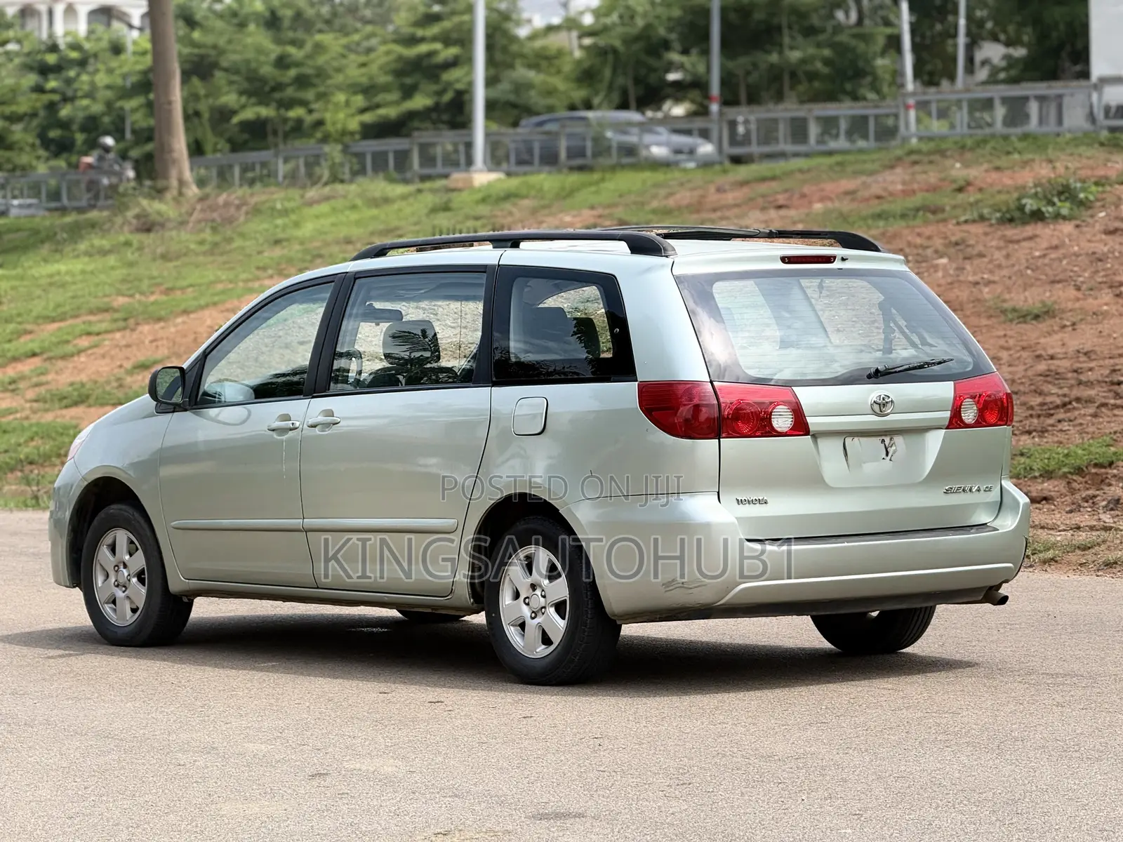 Toyota Sienna CE AWD 2006 Green