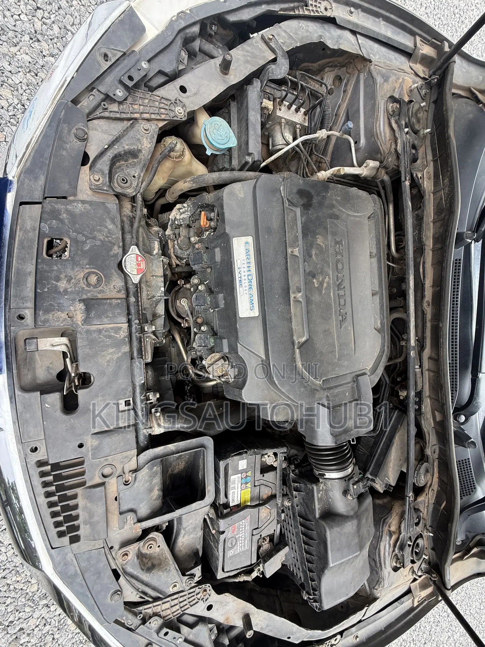Honda Accord Touring 4dr Sedan FWD (3.5L 6cyl 6A) 2013 Black