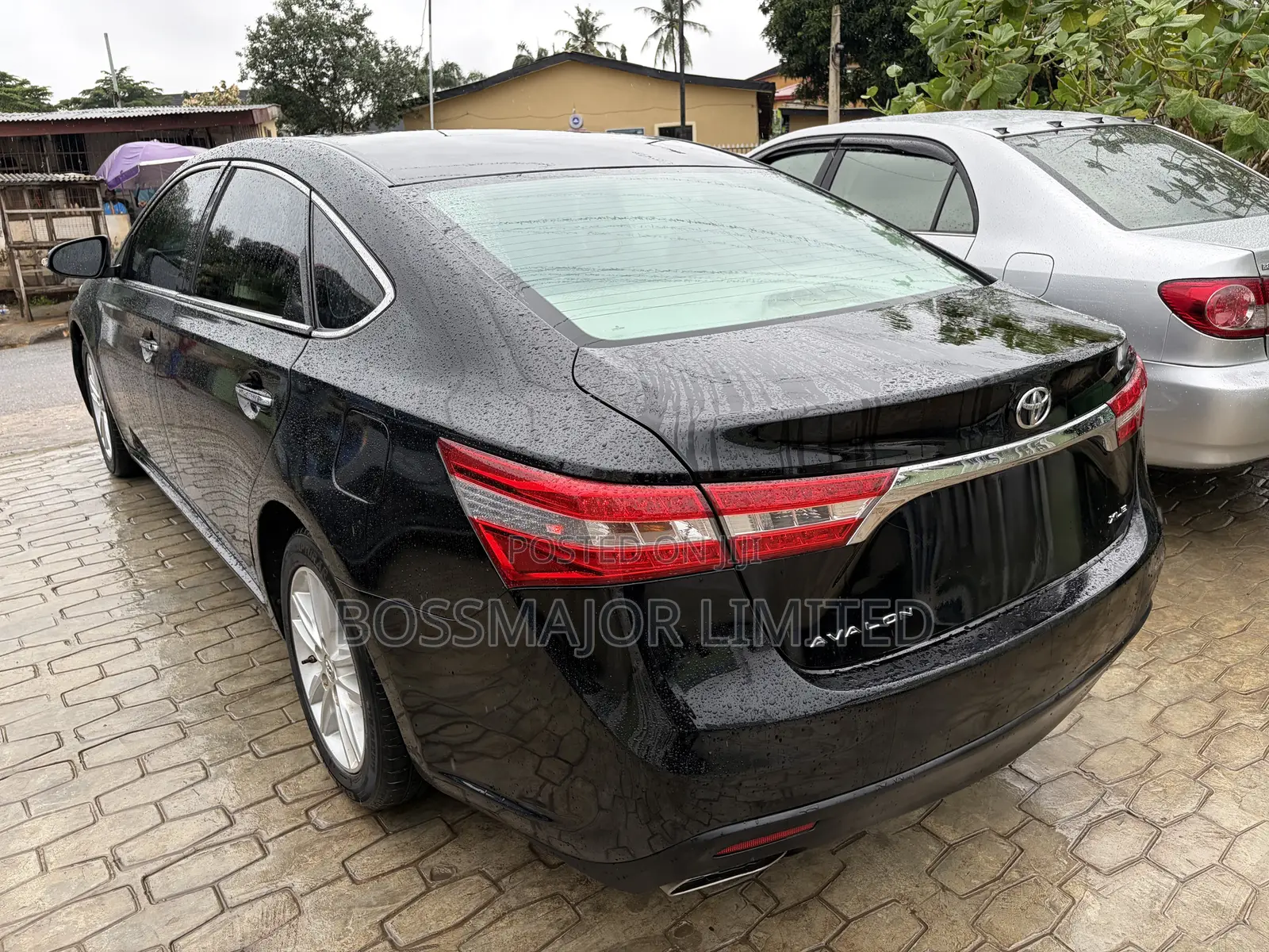 Toyota Avalon XLE 4dr Sedan (3.5L 6cyl 6A) 2014 Black