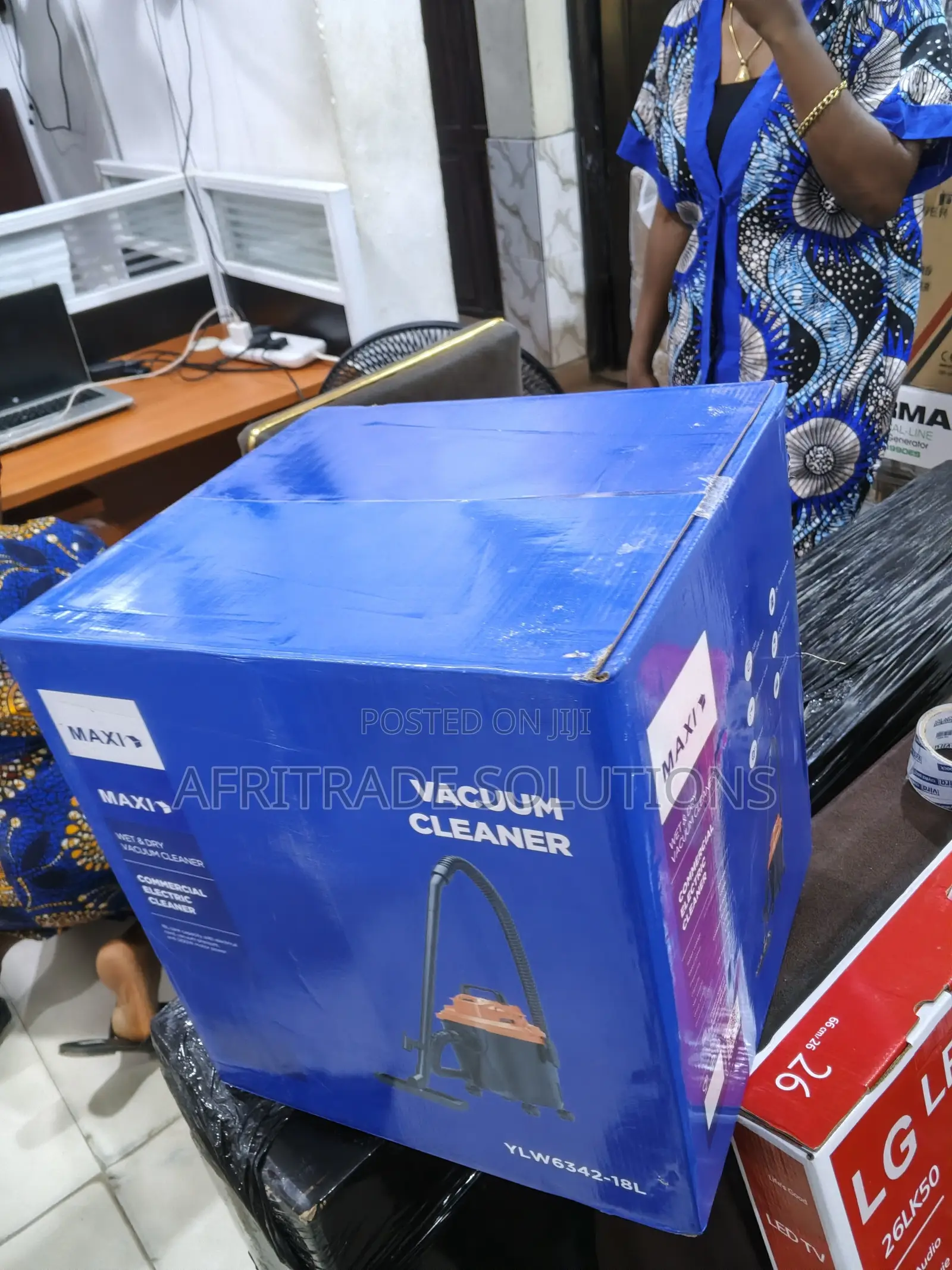 Maxi High Suction Wet Dry Vacuum Cleaner
