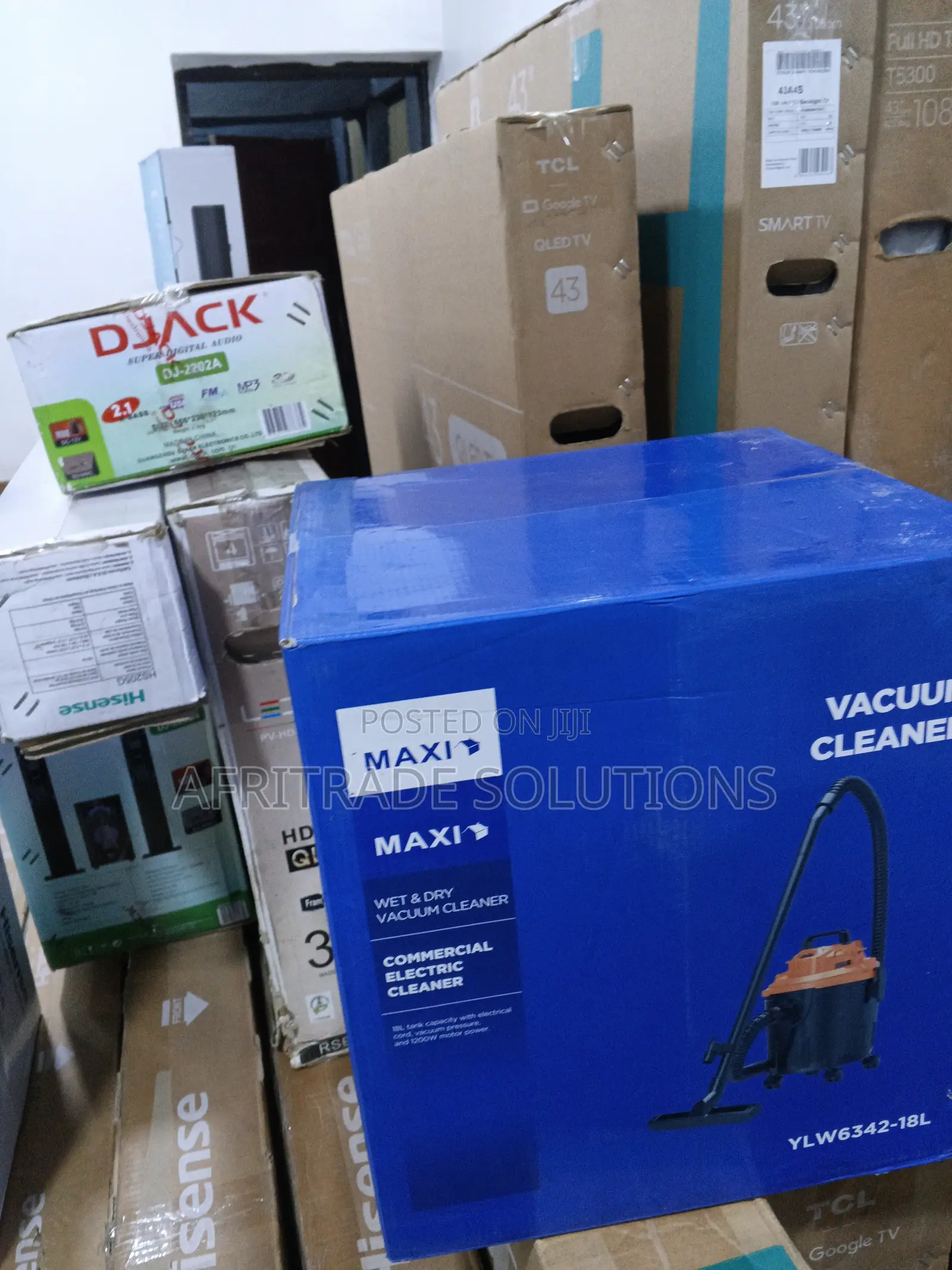 Maxi Wet Dry Vacuum Cleaner Plastic Tank 18l