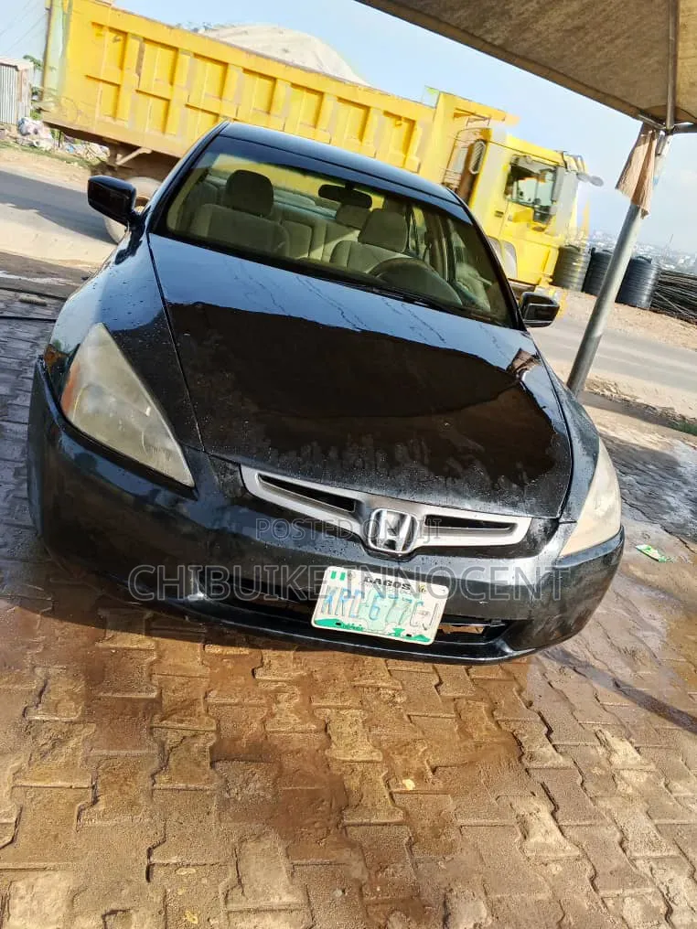 Honda Accord 2005 Black