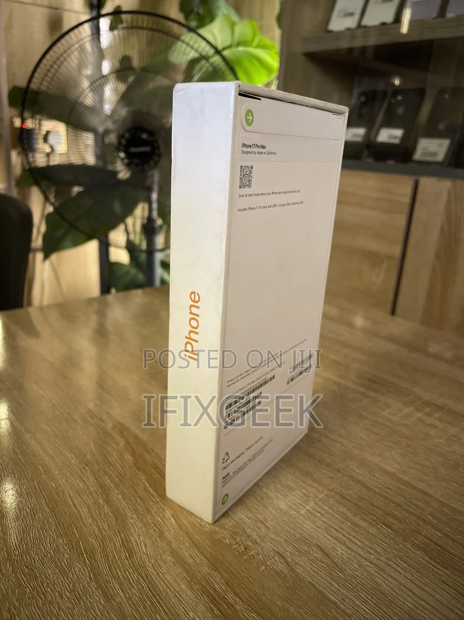 New Apple iPhone 17 Pro Max 256 GB Orange