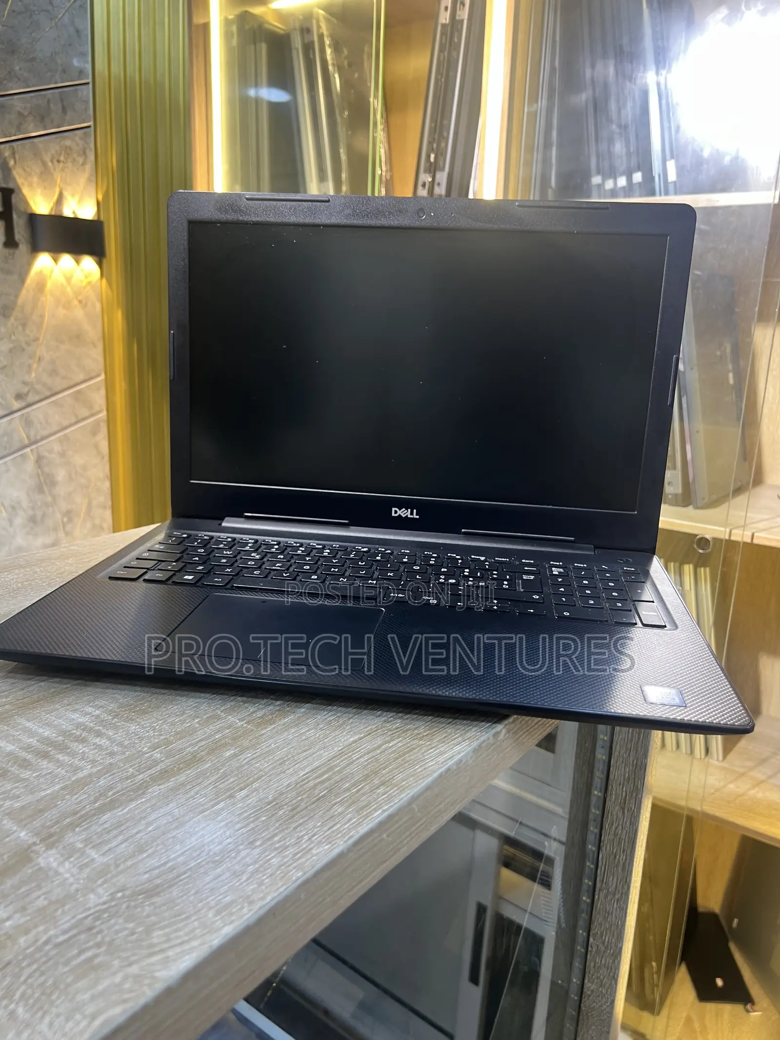 Laptop Dell Vostro 3560 8GB Intel Core i3 SSD 128GB