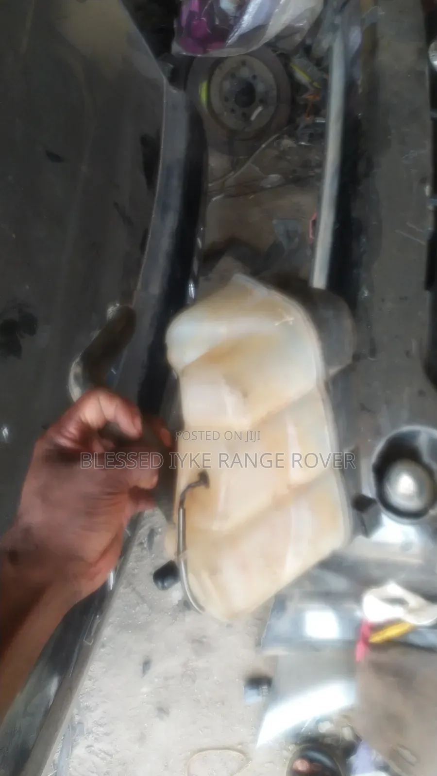Range Rover E Vogue Water Can 2012/2014