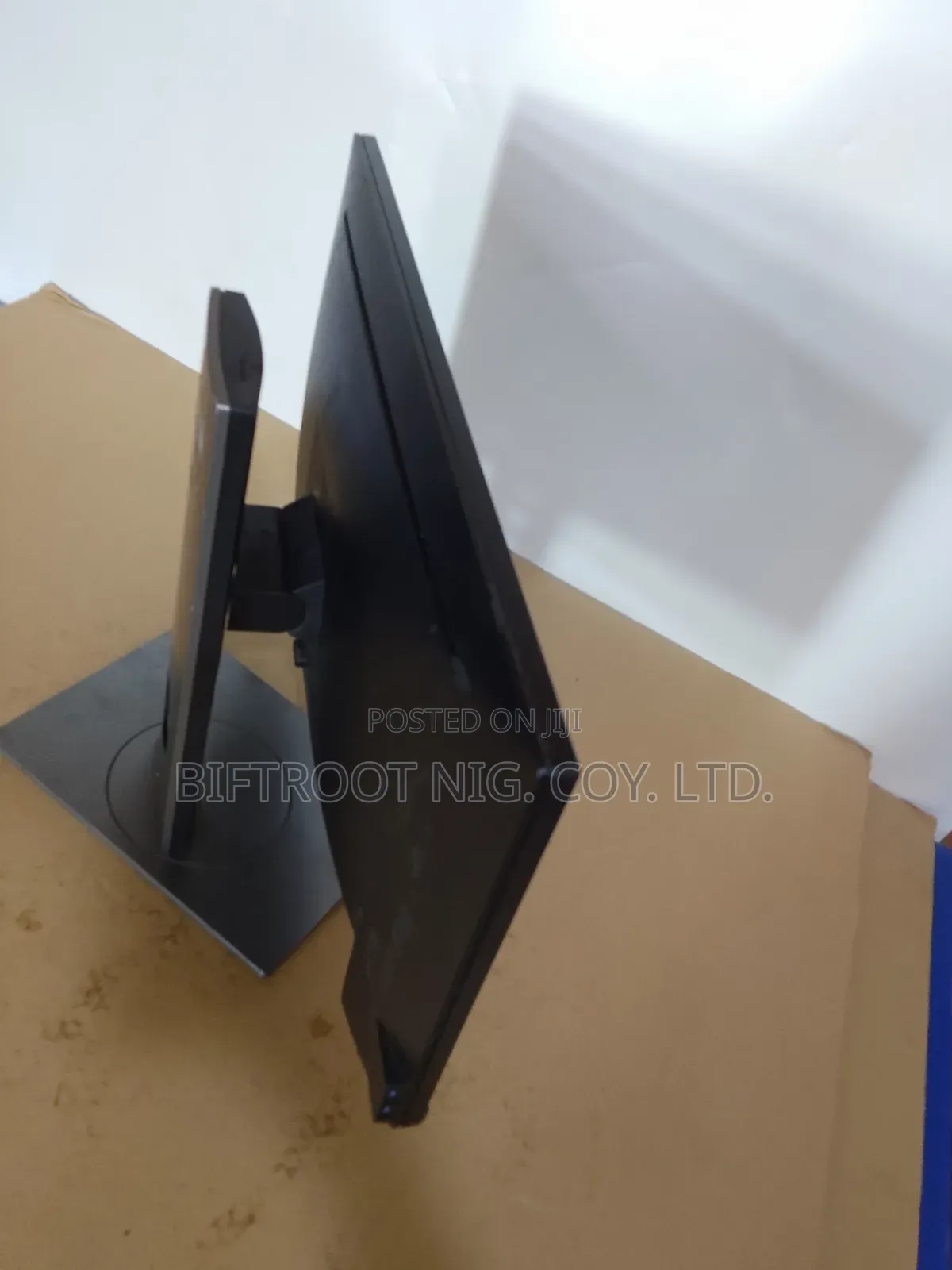 Dell 23 inches Monitor