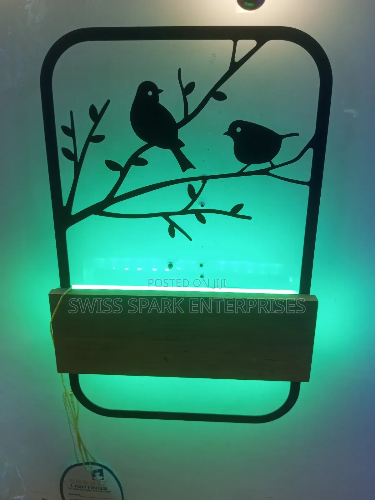 Twin Bird Light