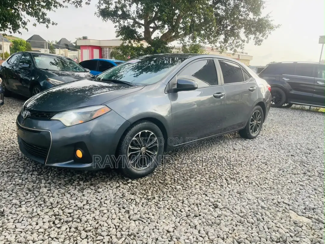 Toyota Corolla 2016 Gray