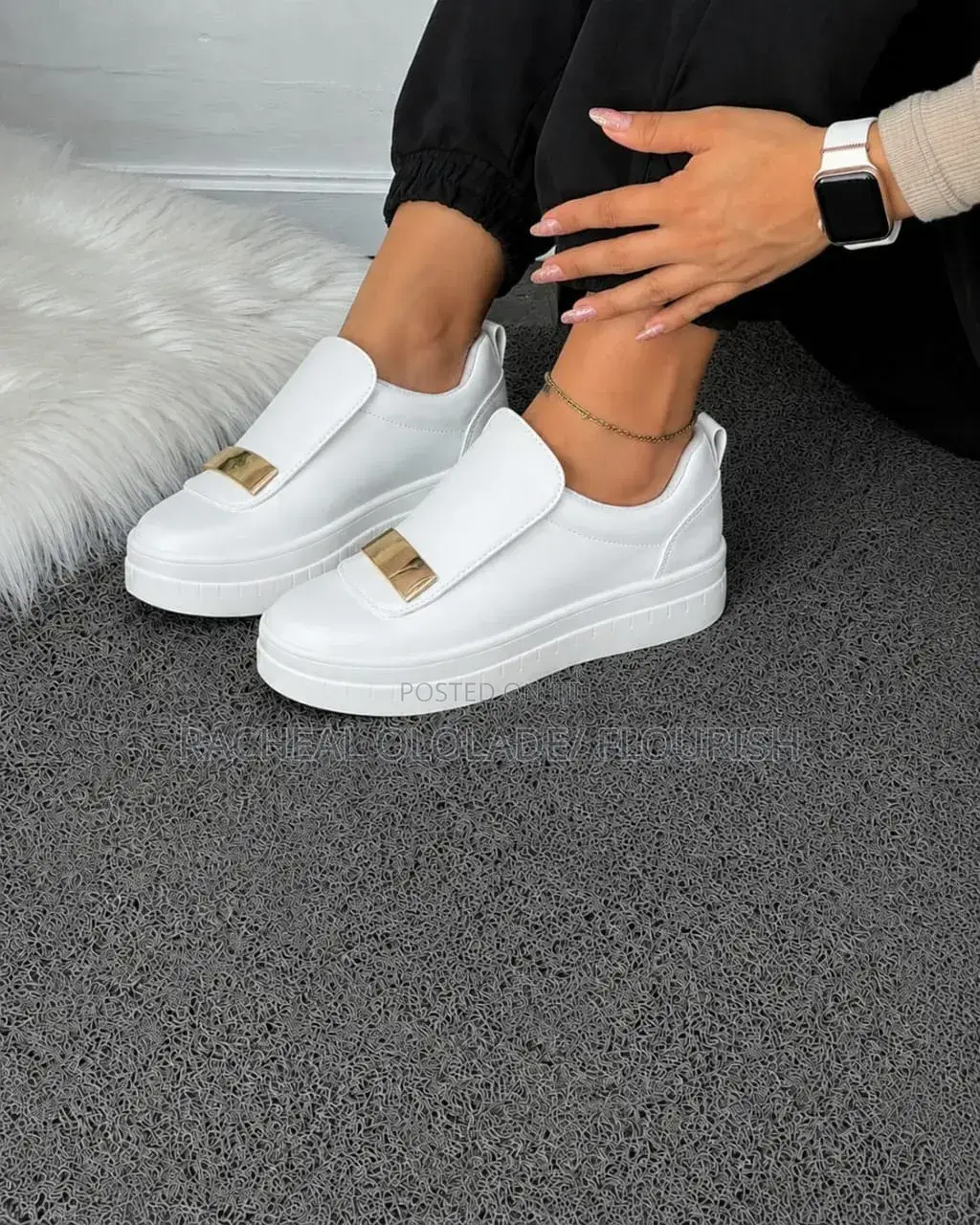 Elegant Unisex Adult Sneakers