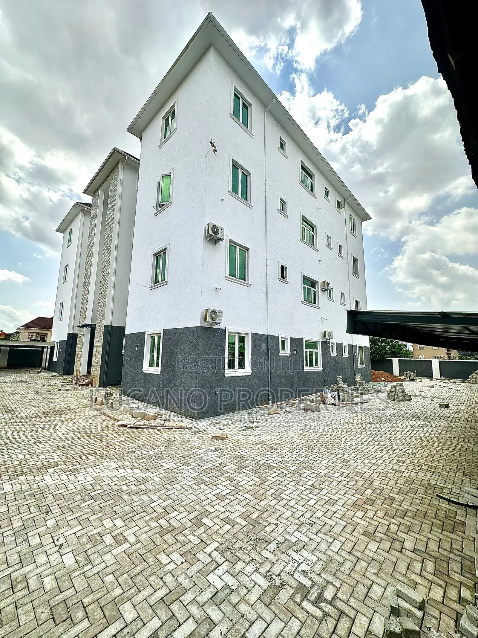 3bdrm Apartment in Jahi By Gilmore, Kado for rent