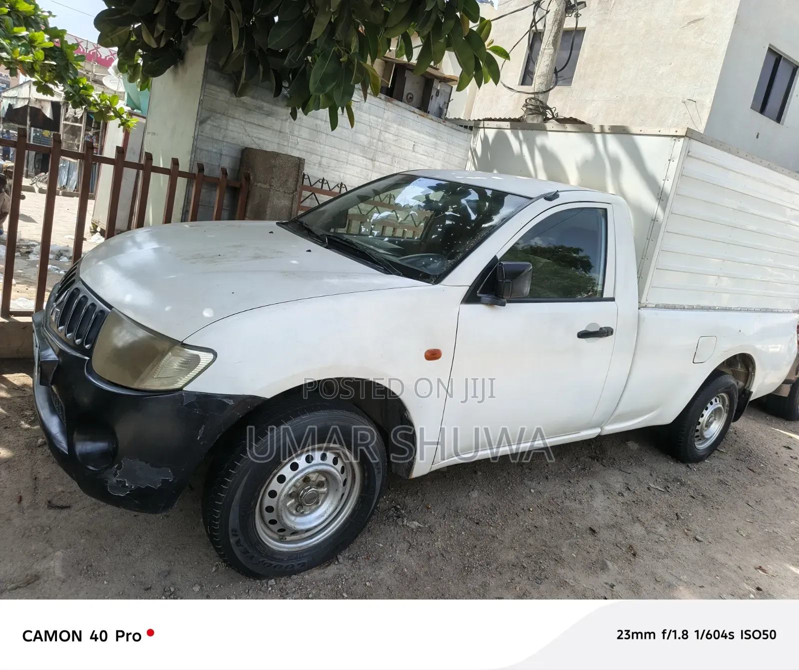 Mitsubishi L200 2011 White