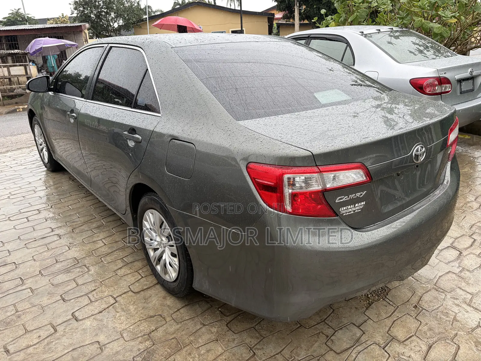 Toyota Camry LE 4dr Sedan (2.5L 4cyl 6A) 2012