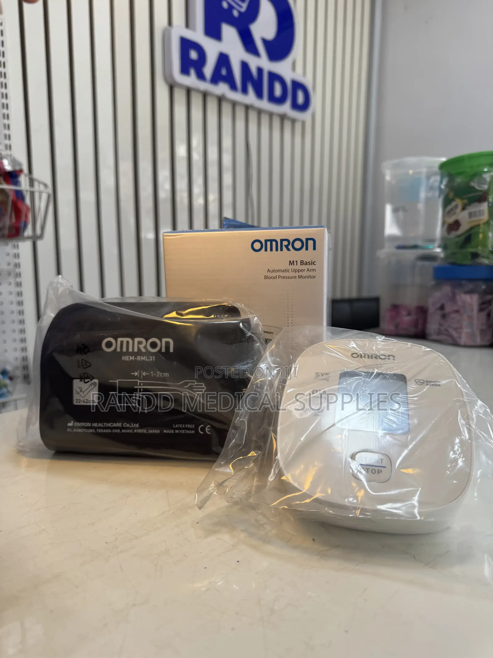 Omron M1 Basic Automatic Upper Arm Blood Pressure Monitor