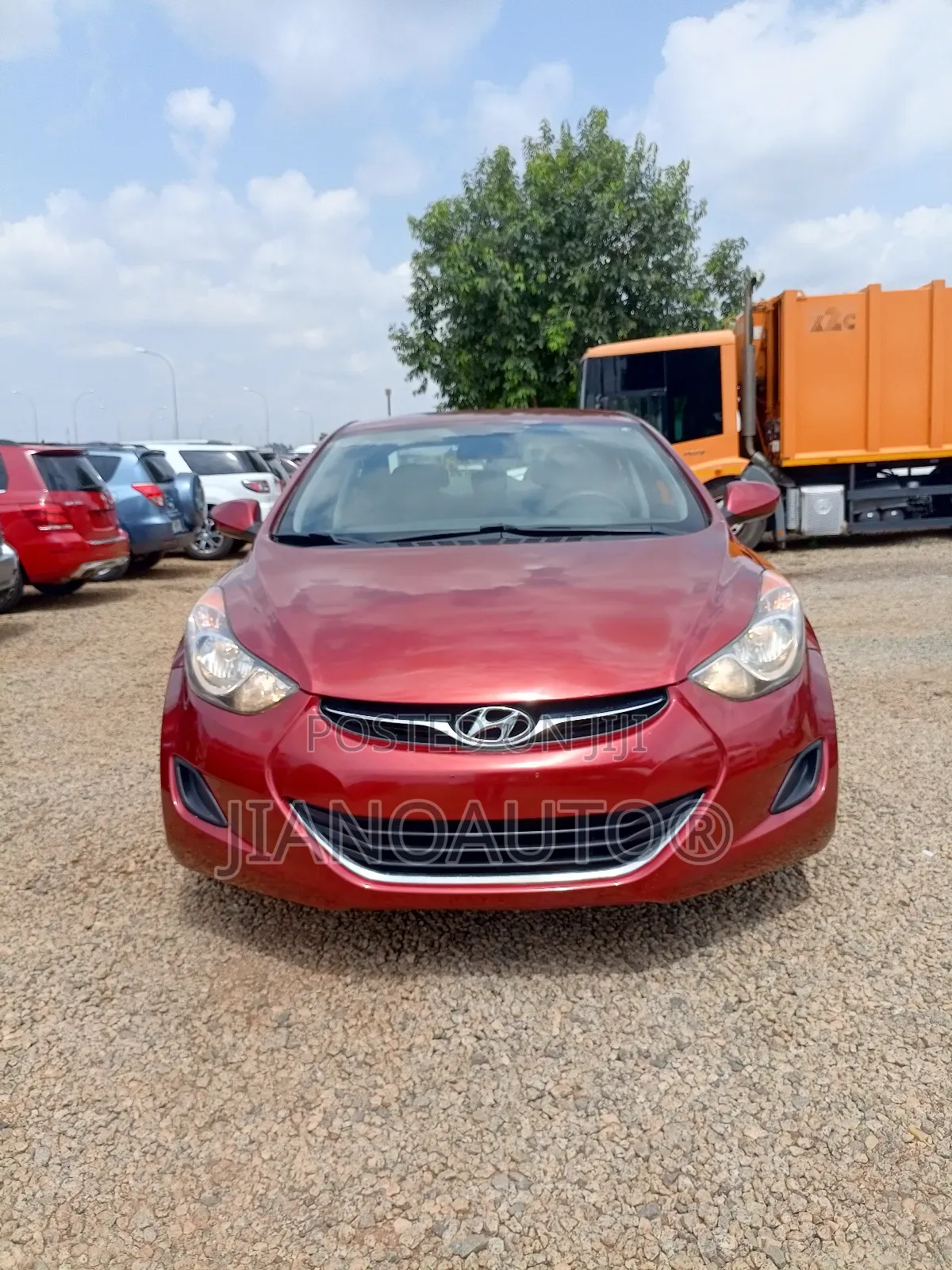 Hyundai Elantra 2013 Red