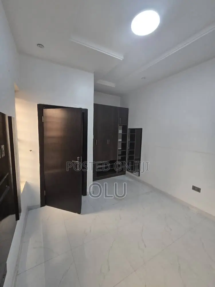 1bdrm Duplex in Omole Estate Ph2 for rent