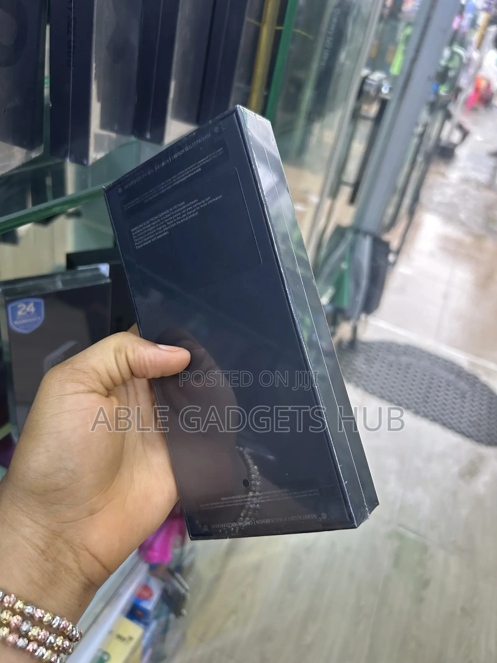 New Samsung Galaxy Z Flip6 256 GB Purple