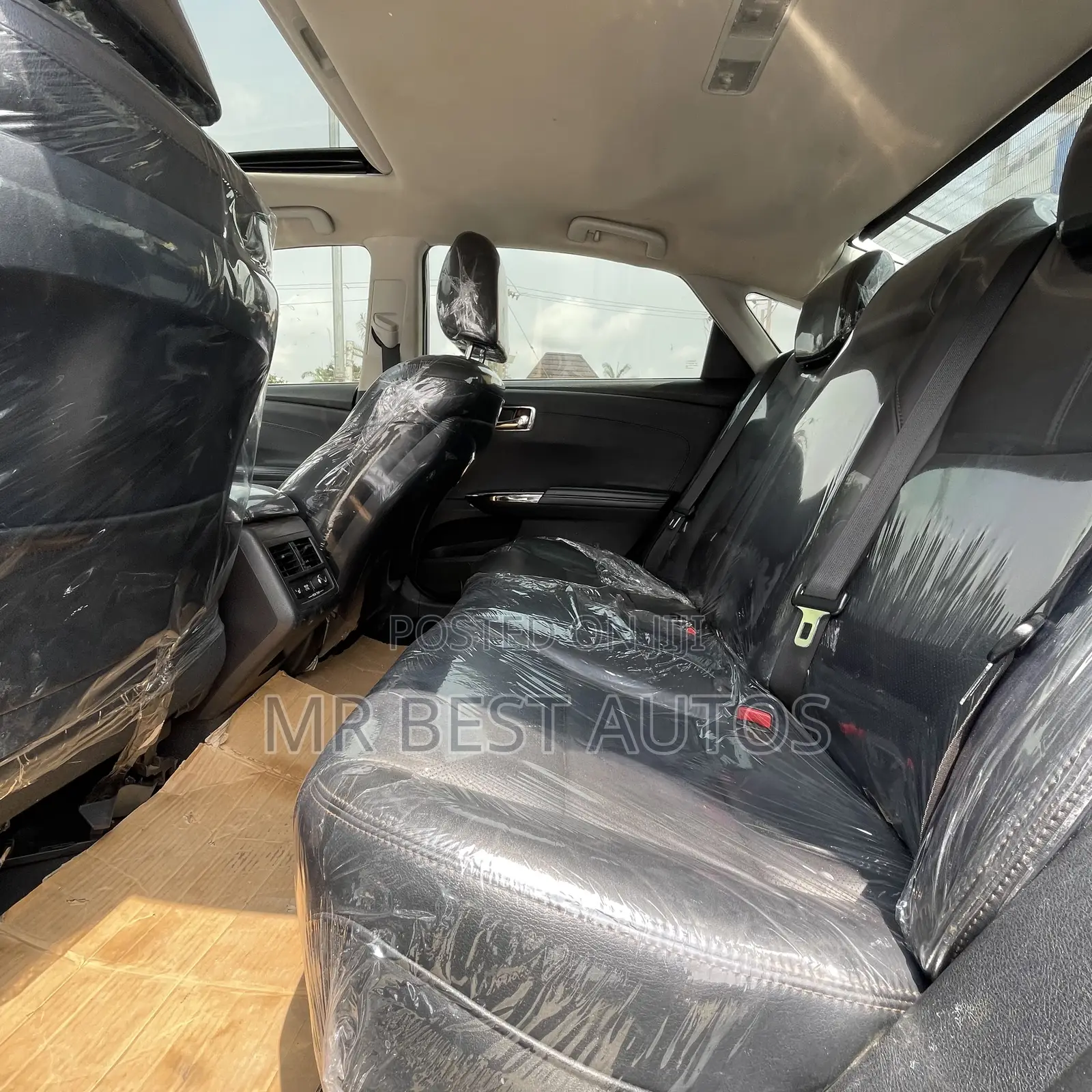 Toyota Avalon XLE Premium FWD Sedan (3.6L 6cyl 6A) 2016 Silver