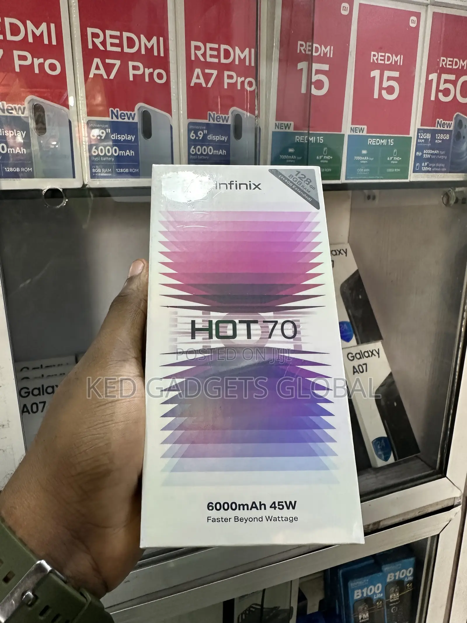 New Infinix Hot 70 128 GB Black