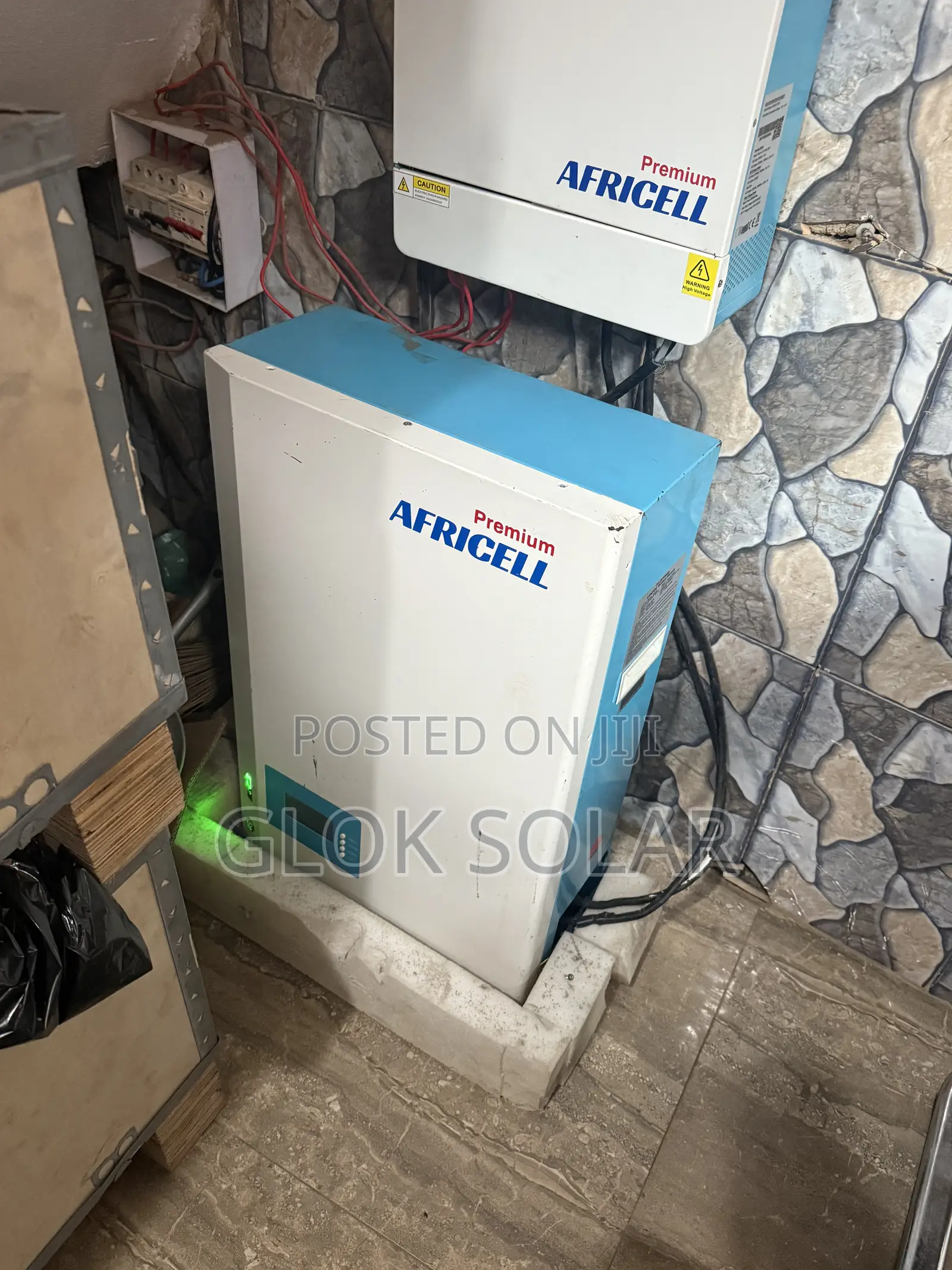 5kwh Ion Lithium Battery and 6.2kav 48v Hybrid Inverter