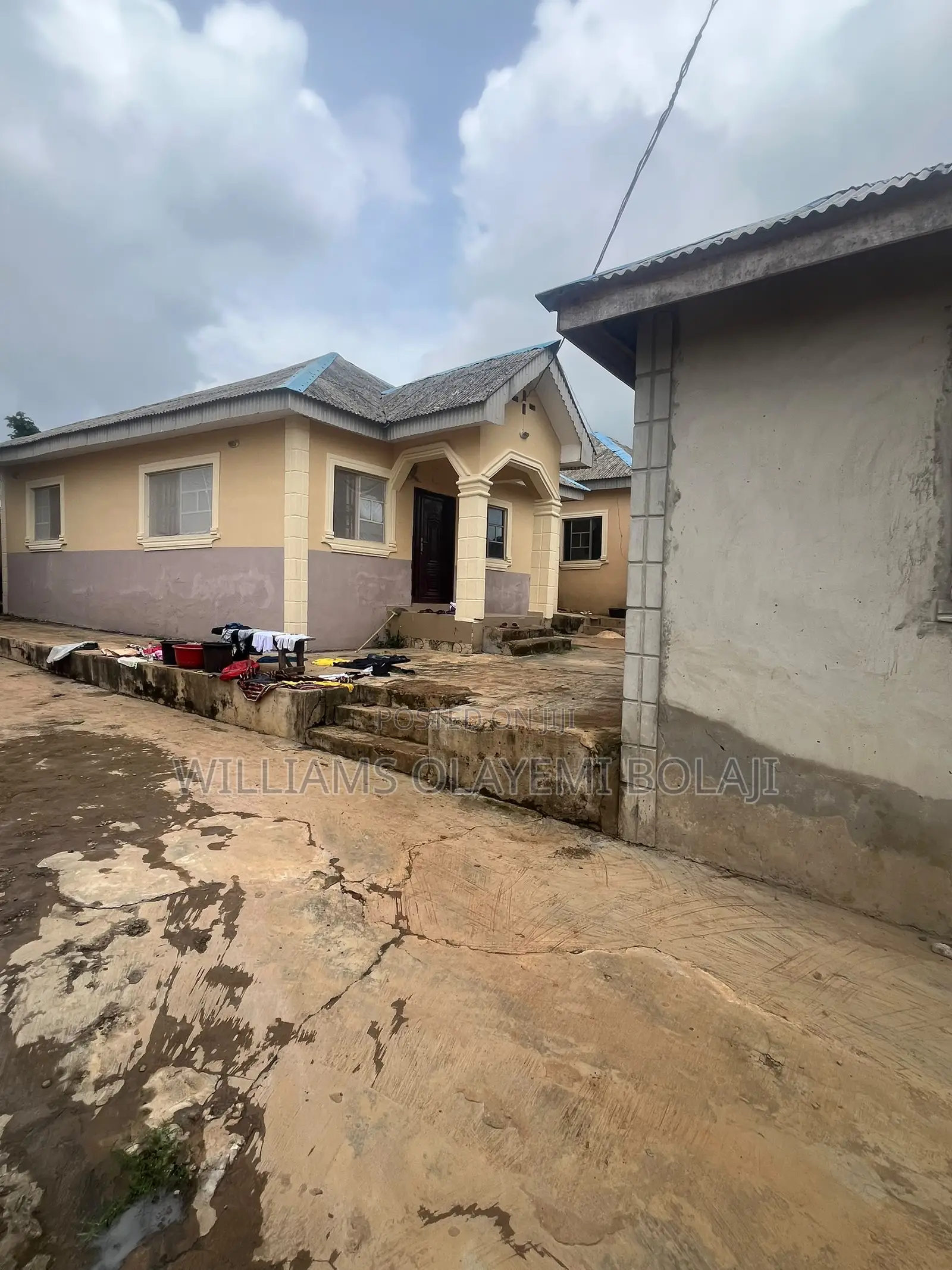 3bdrm Block of Flats in Ado-Odo/Ota for sale