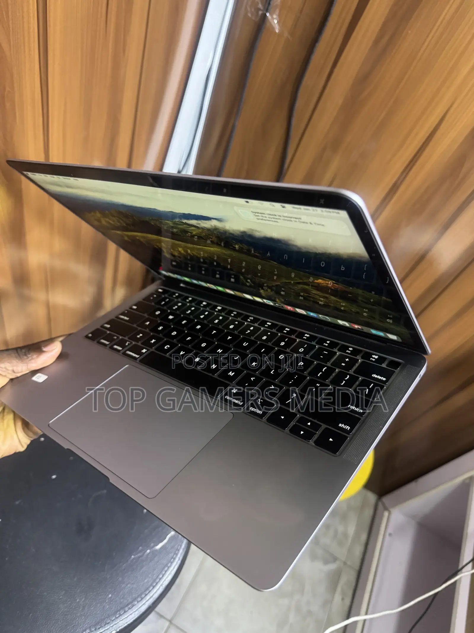 Laptop Apple MacBook Air 2019 8GB Intel Core i5 SSD 256GB