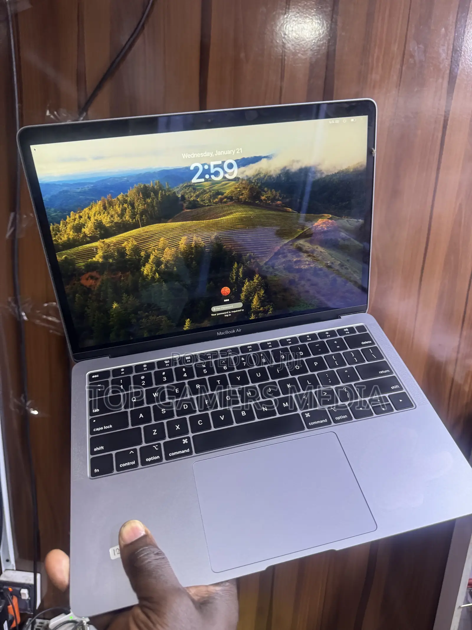 Laptop Apple MacBook Air 2019 8GB Intel Core i5 SSD 256GB