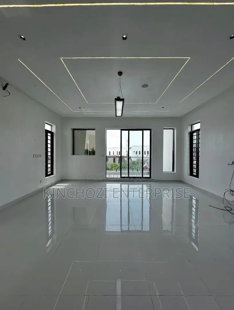 3bdrm Duplex in Rockvale Manors, Zone B for rent