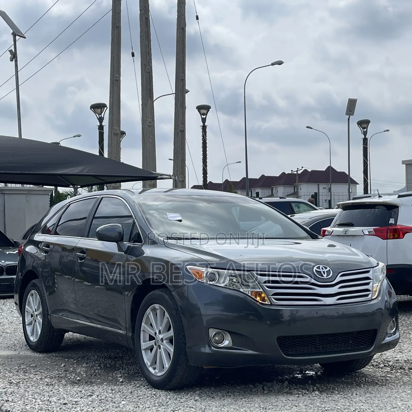 Toyota Venza LE 2011 White